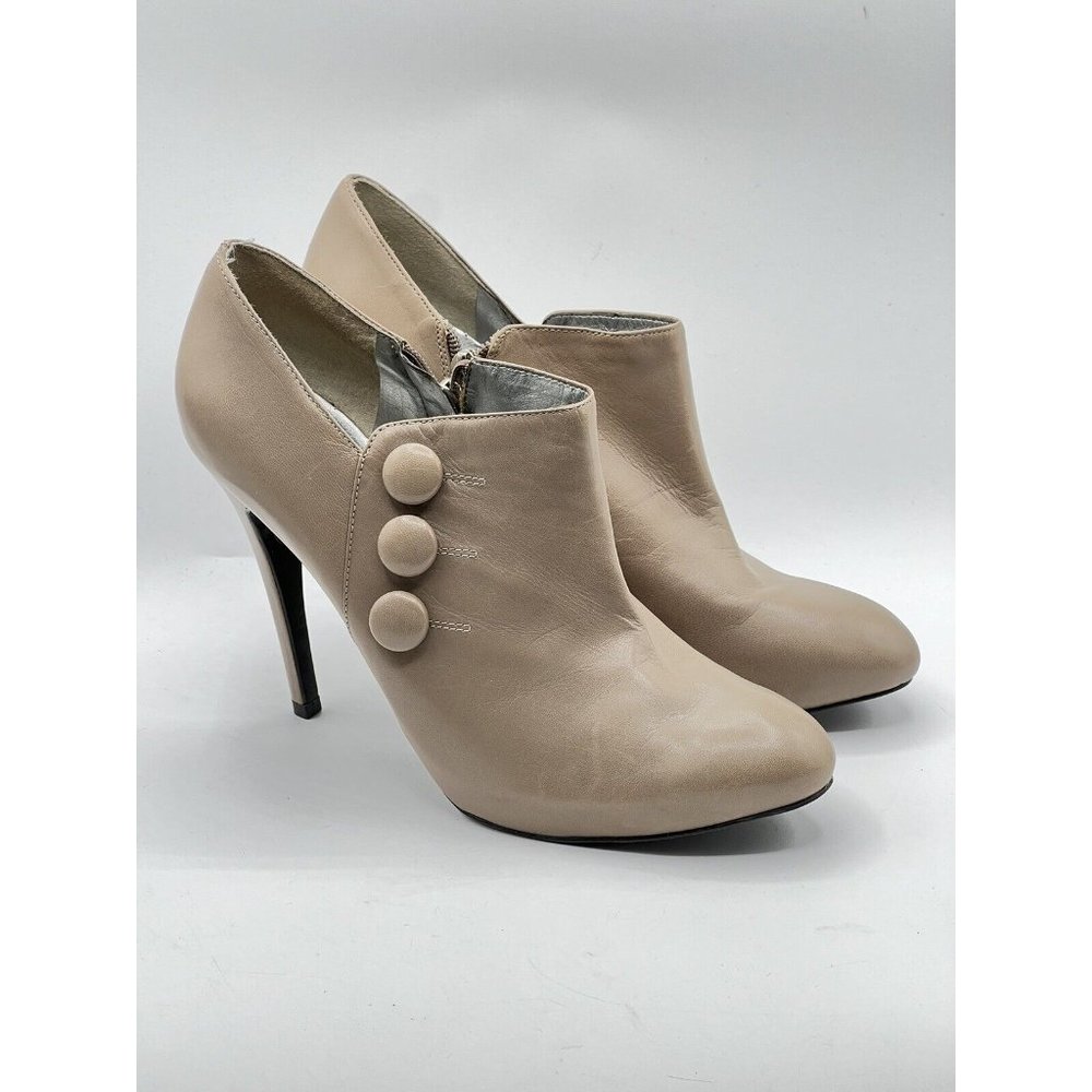 Guess by Marciano Taupe Heel Shoe Side Zip Boots Button Accent Womens Size 9.5 M